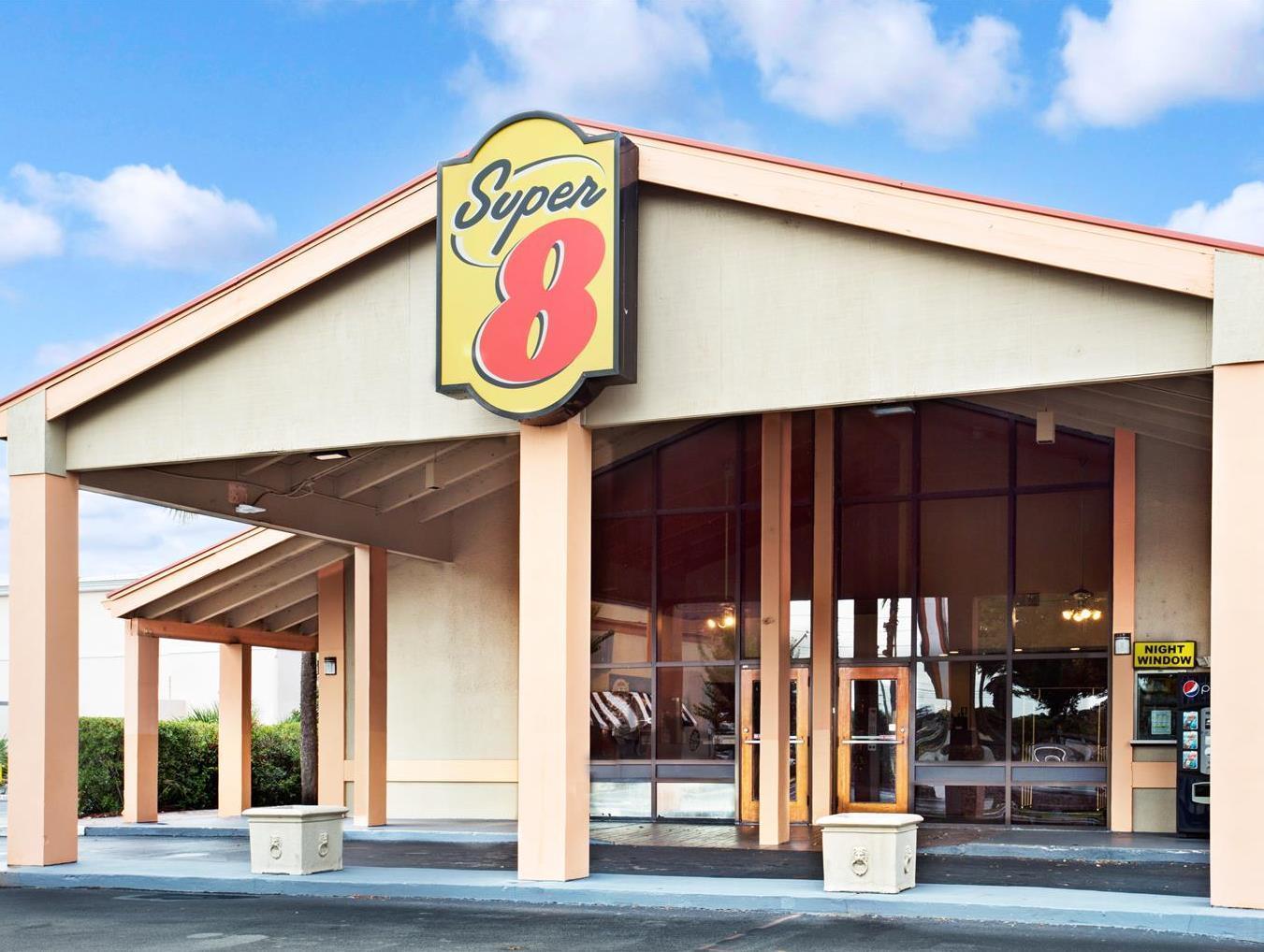 Hotel Super 8 By Wyndham Kissimmee/Maingate/Orlando Area Celebration Exteriér fotografie