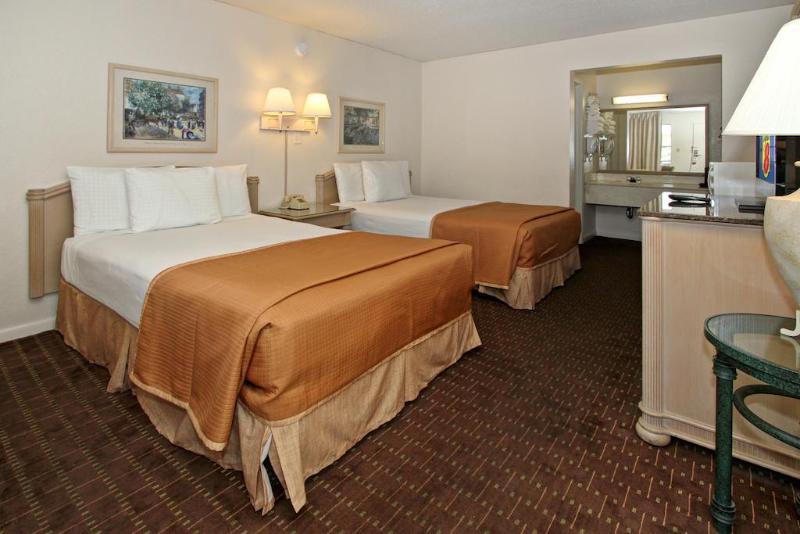 Hotel Super 8 By Wyndham Kissimmee/Maingate/Orlando Area Celebration Exteriér fotografie