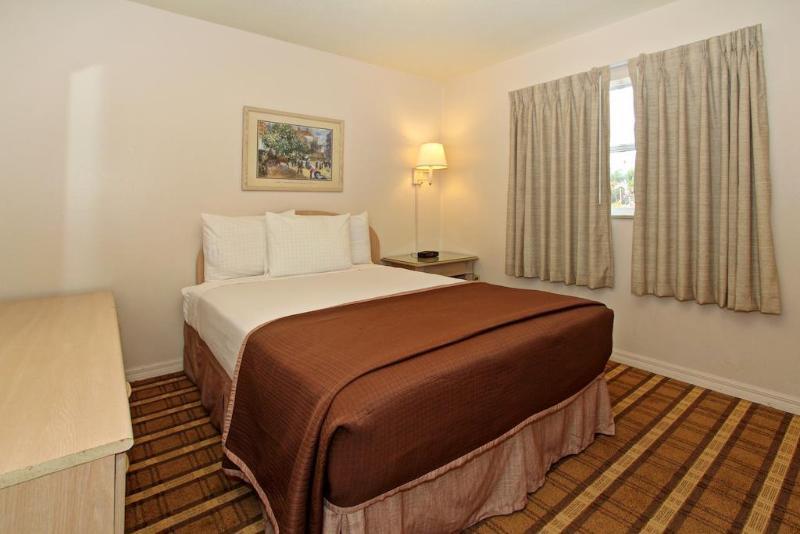 Hotel Super 8 By Wyndham Kissimmee/Maingate/Orlando Area Celebration Exteriér fotografie